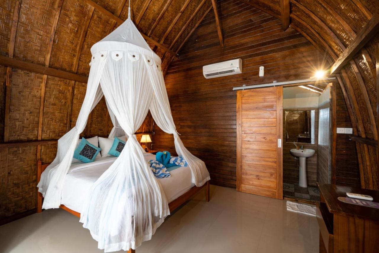 Sundi Ocean Bungalow By Abm Toyapakeh Ngoại thất bức ảnh